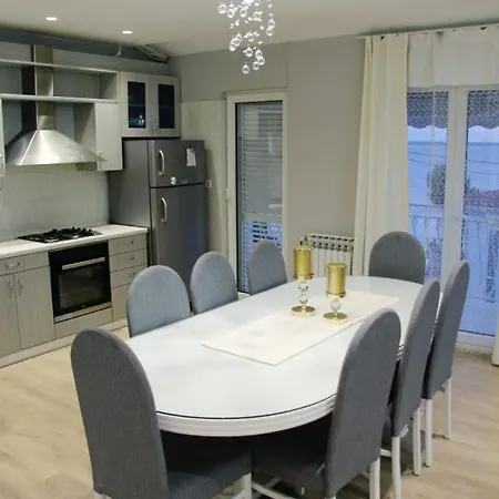 Daire Apartman Marita *